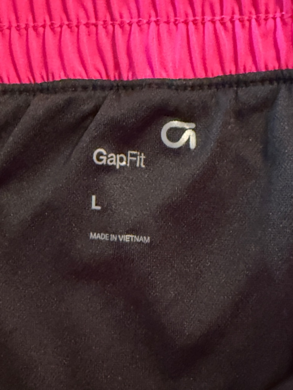 GapFit High Rise Running Shorts Hot Pink Breathable Athletic Barbiecore Large - Picture 2 of 11